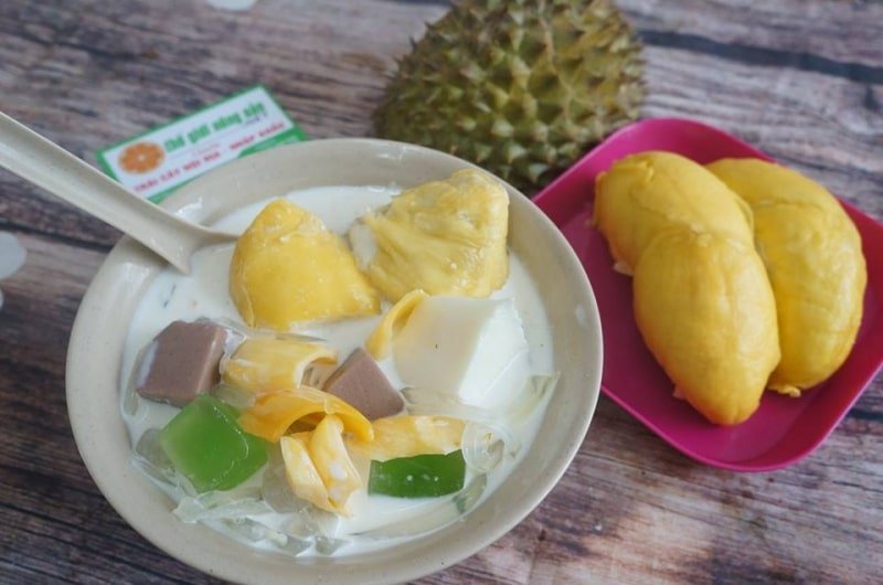 Món ăn vặt - chè hấp dẫn tại Lào Cai