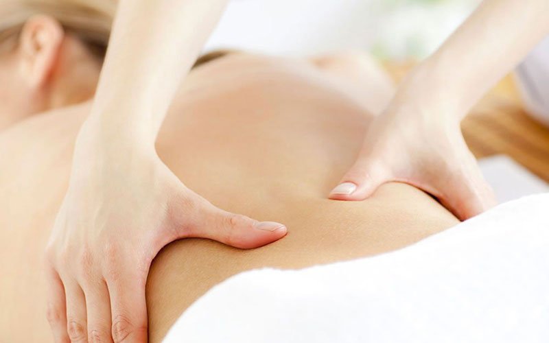 Cách massage giảm đau bụng